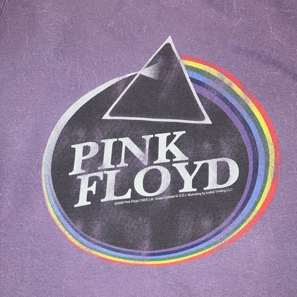 Pink Floyd dark Lavender Tee women’s size medium - 100% cotton - with FLAWS - Picture 5 of 15